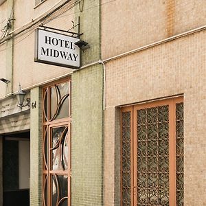 Midway Hotel (Adults Only)